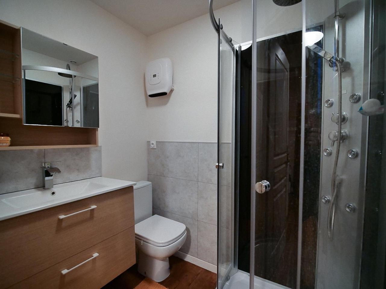Chez Nathalie Et Etienne Bed & Breakfast Saillans  ภายนอก รูปภาพ