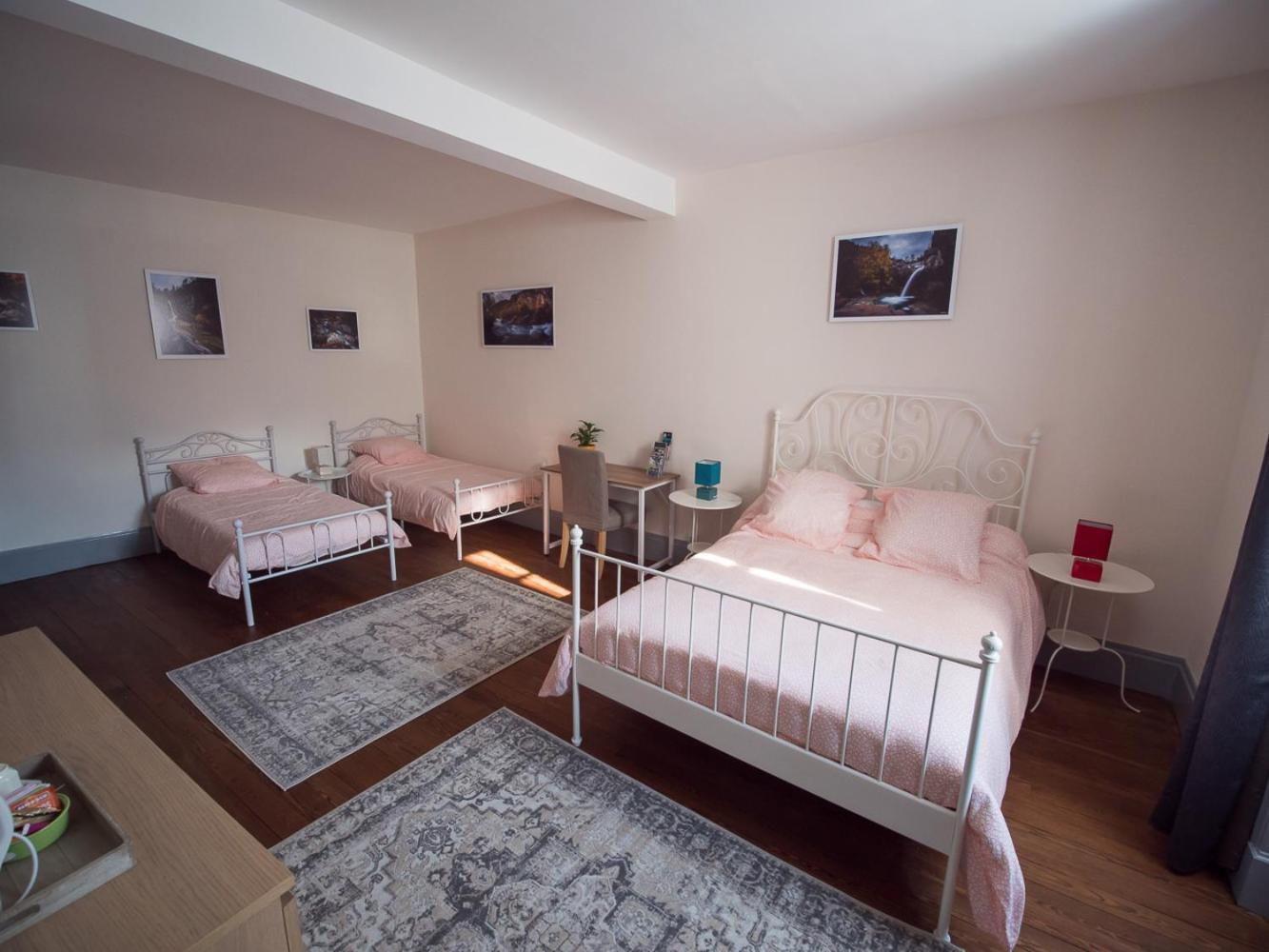 Chez Nathalie Et Etienne Bed & Breakfast Saillans  ภายนอก รูปภาพ